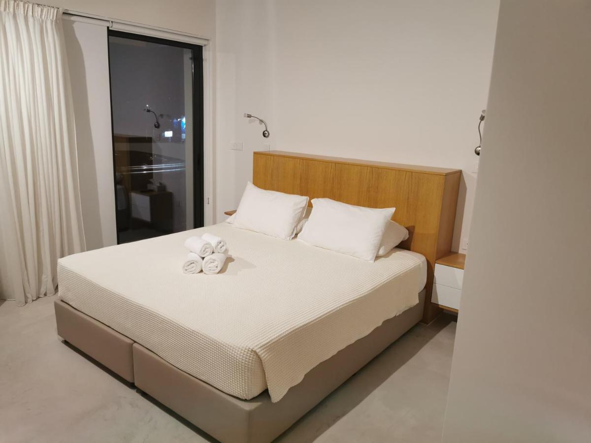 Y & P Latchi Hotel エクステリア 写真
